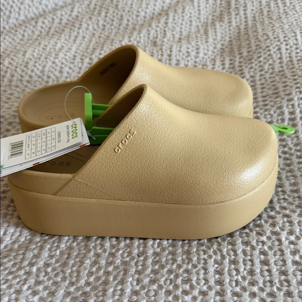 CROCS Dylan Platform Clog in Tan/Beige - Picture 2 of 6